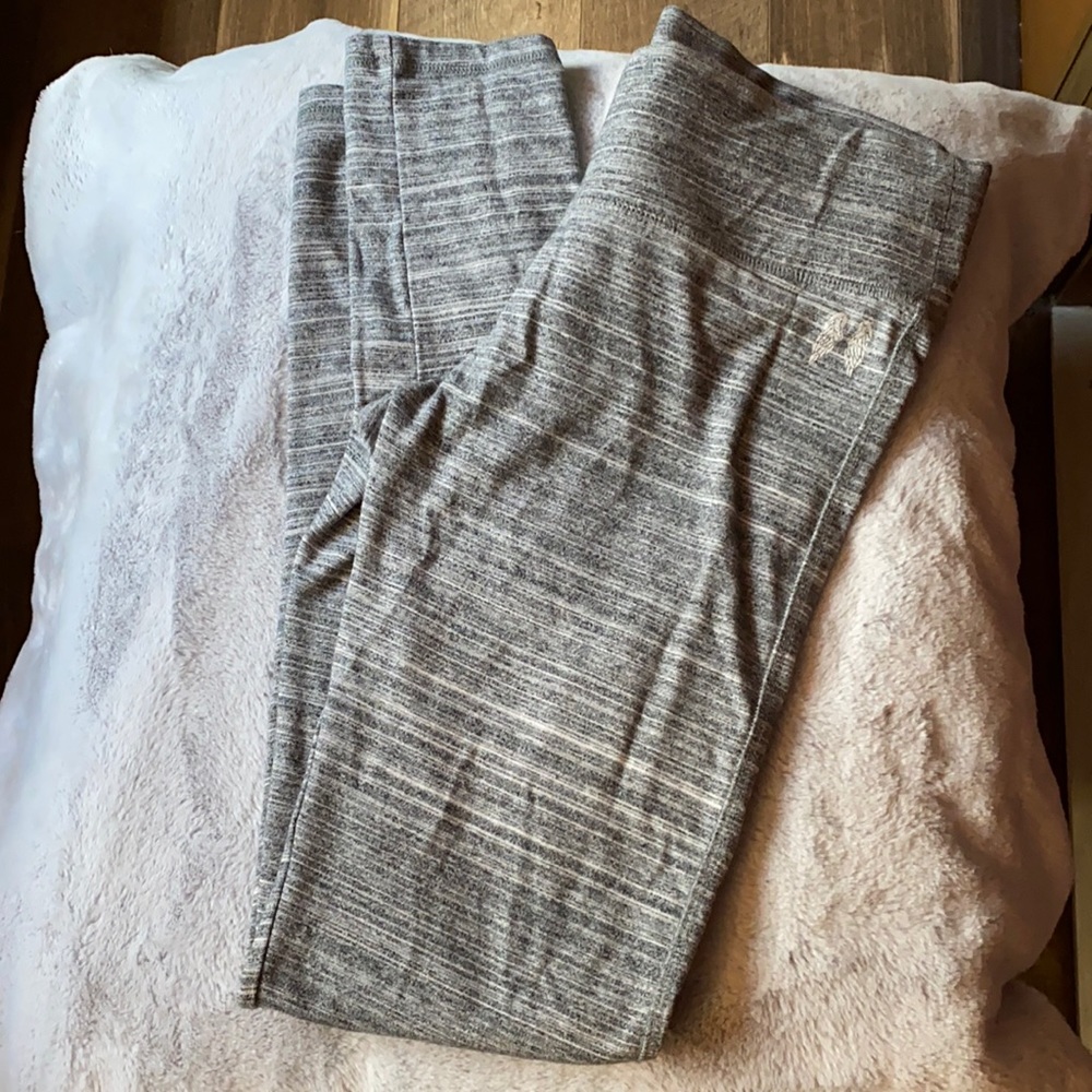 ✨Victoria’s Secret Leggings✨